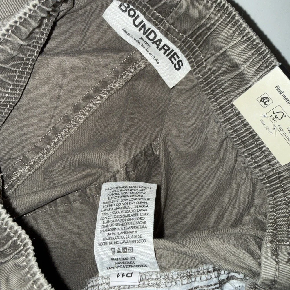 No Boundaries Men's XSmall 27 Straight Fit Cargo Pants Light Taupe Outdoor